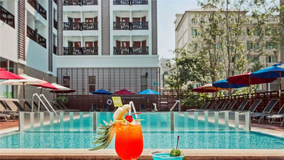 Ibis Pattaya Hotel Exterior