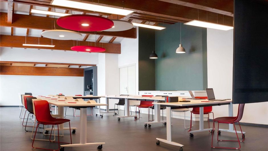 Ibis Pontarlier Exterior