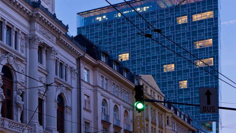 SO/ Vienna Exterior