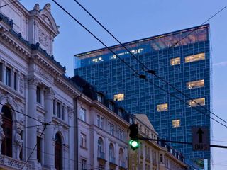 SO/ Vienna