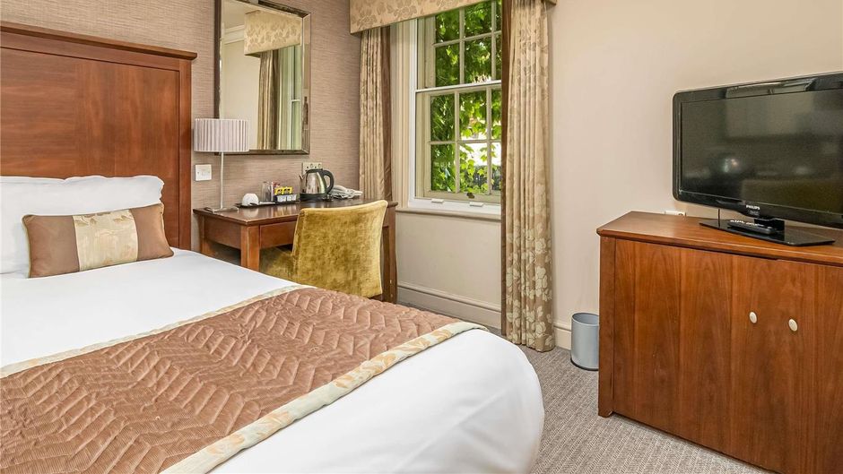 Mercure White Hart Salisbury Room