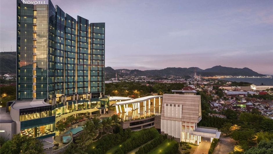 Novotel Lampung Hotel Exterior