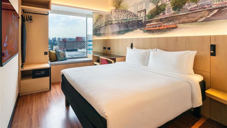 Ibis Singapore on Bencoolen Exterior