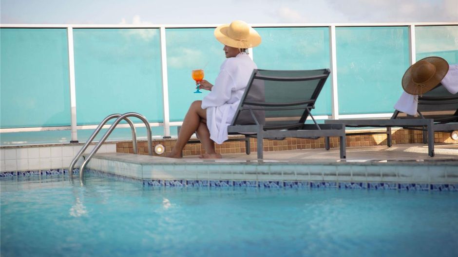 Mercure Maceio Pajucara Pool
