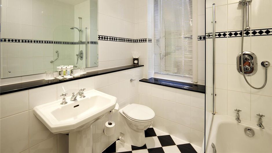 Mercure Eastgate Townhouse Room