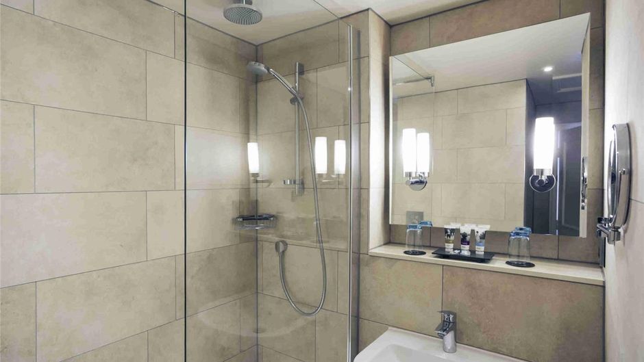 Mercure Eastgate Townhouse Room