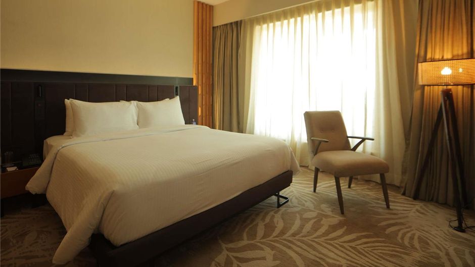 Novotel Hyderabad Airport Suite