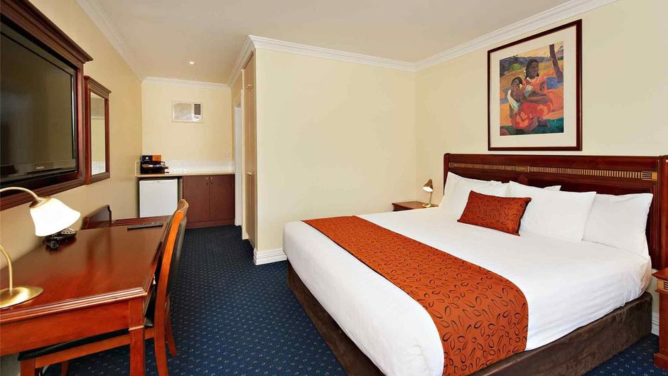 Ibis Styles Albany Room