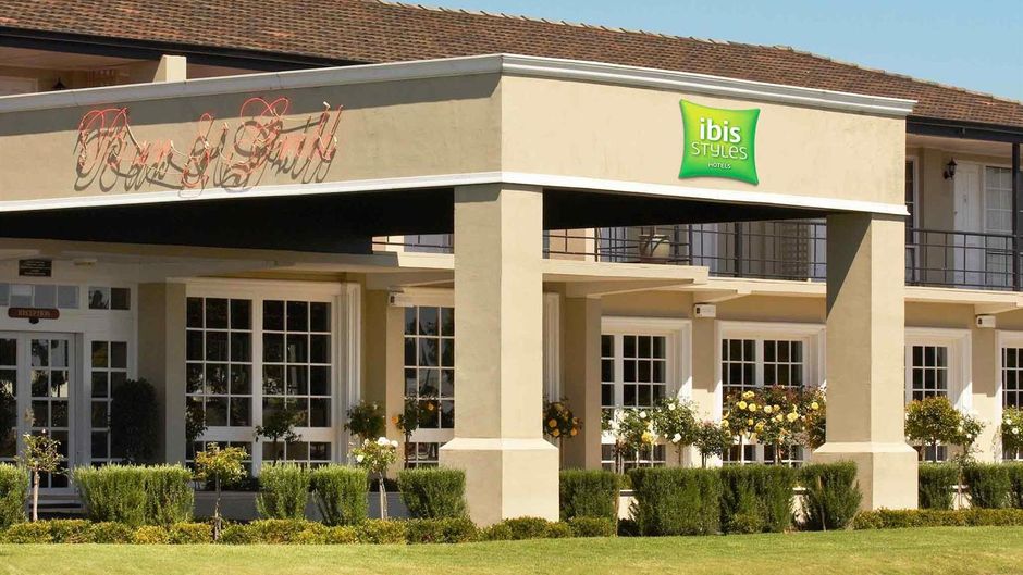 Ibis Styles Albany Exterior