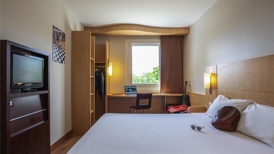 Hotel Ibis Plzen Room