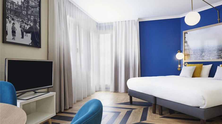 Adagio Porte de Versailles Hotel Room