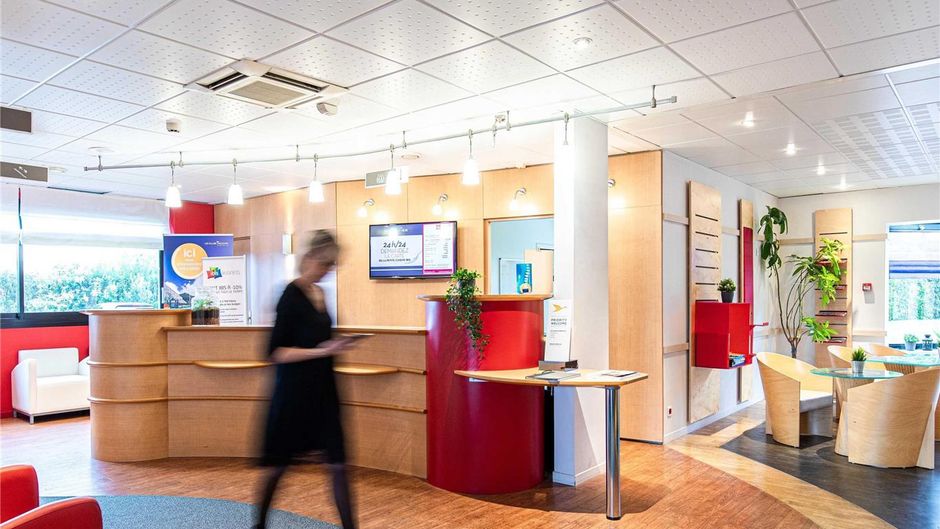 Hotel Ibis Quimperle Exterior