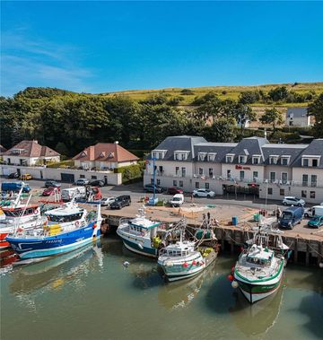 Hotel Ibis Bayeux Port En Bessin