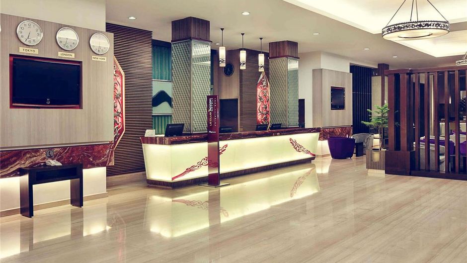 Mercure Pontianak City Center Exterior