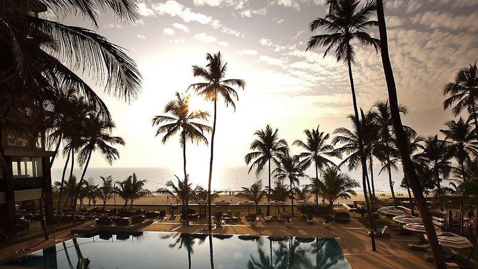 Novotel Mumbai Juhu Beach Pool