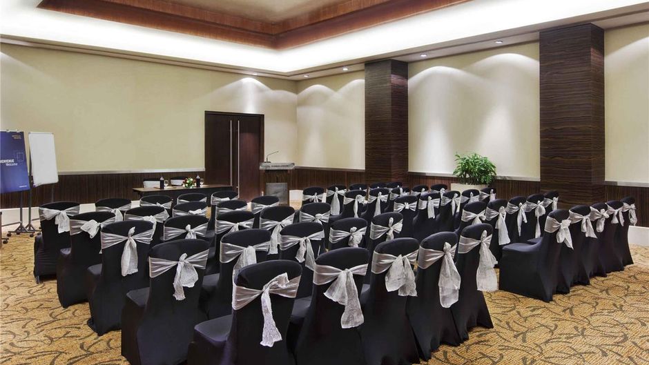 Novotel Mumbai Juhu Beach Meeting