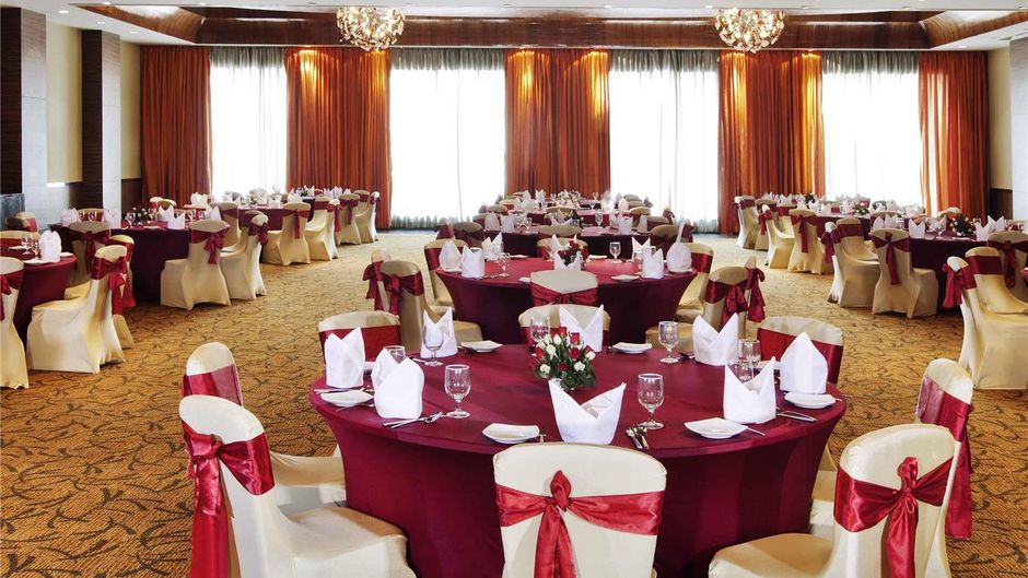 Novotel Mumbai Juhu Beach Meeting
