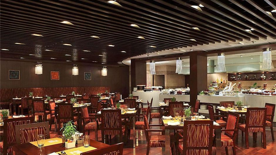 Novotel Mumbai Juhu Beach Restaurant