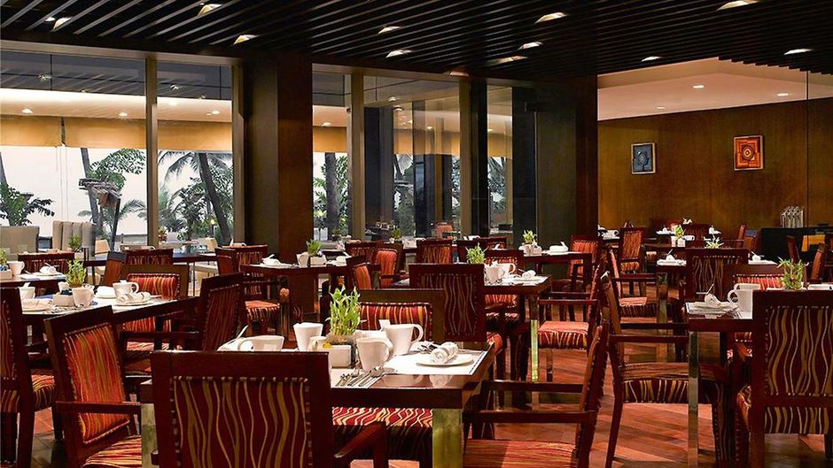 Novotel Mumbai Juhu Beach Restaurant