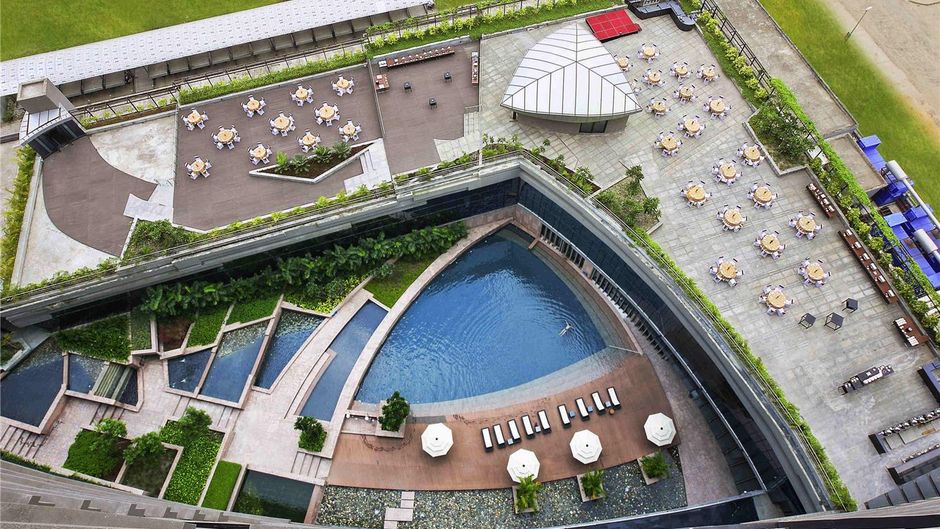 Novotel Kolkata Hotel & Residences Exterior