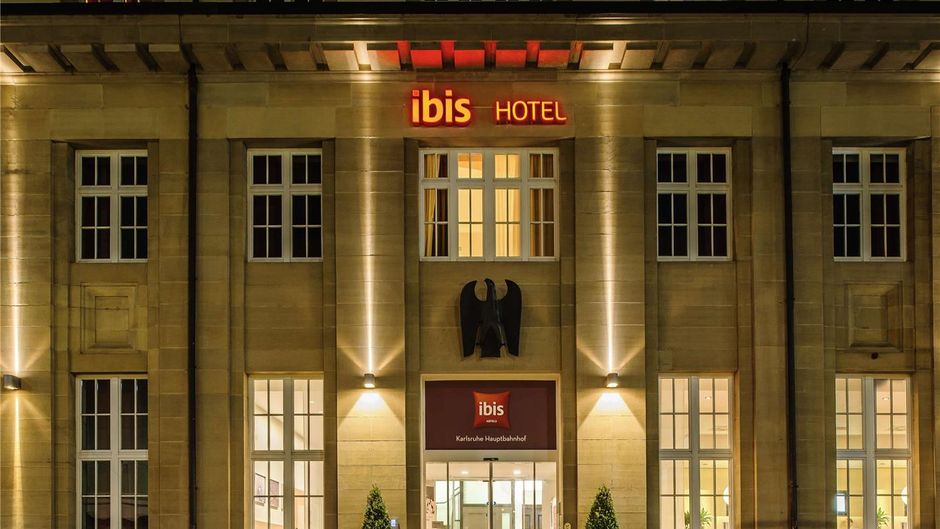 Hotel Ibis Karlsruhe City Exterior