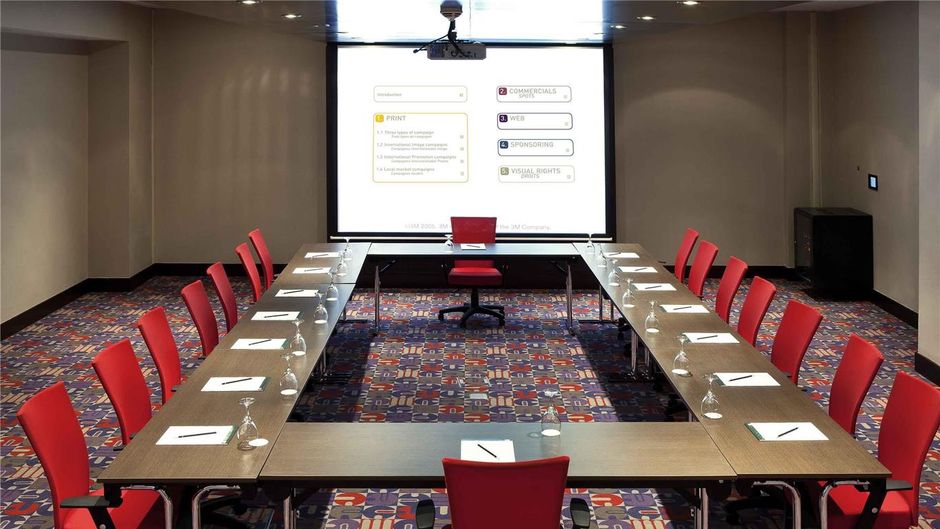 Novotel Dammam Business Park Meeting