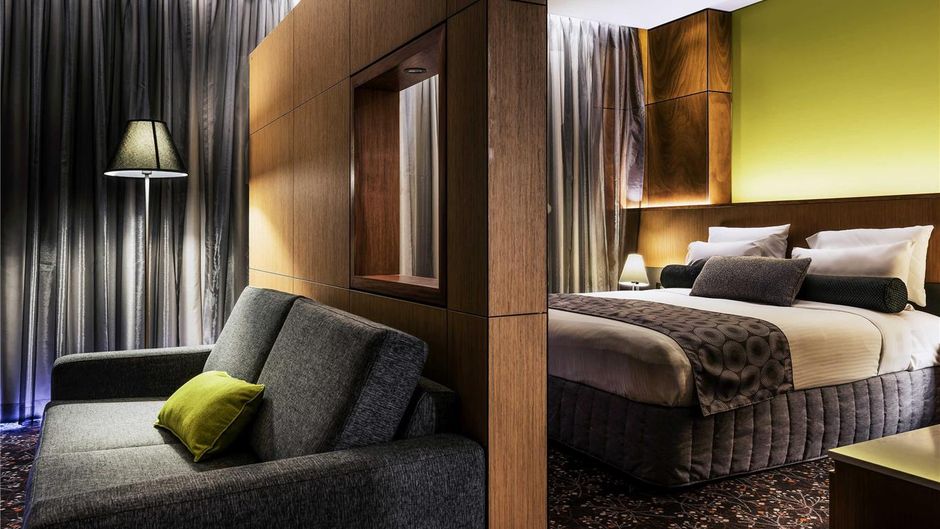 Mercure Sydney Liverpool Room