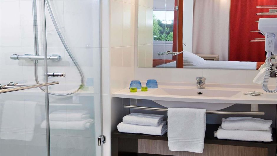 Ibis Styles Saint Dizier Room