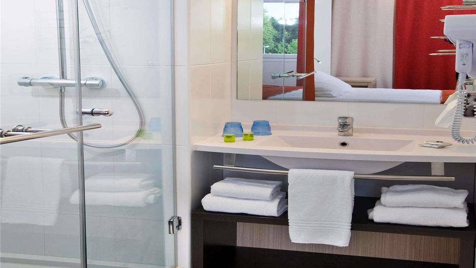 Ibis Styles Saint Dizier Room