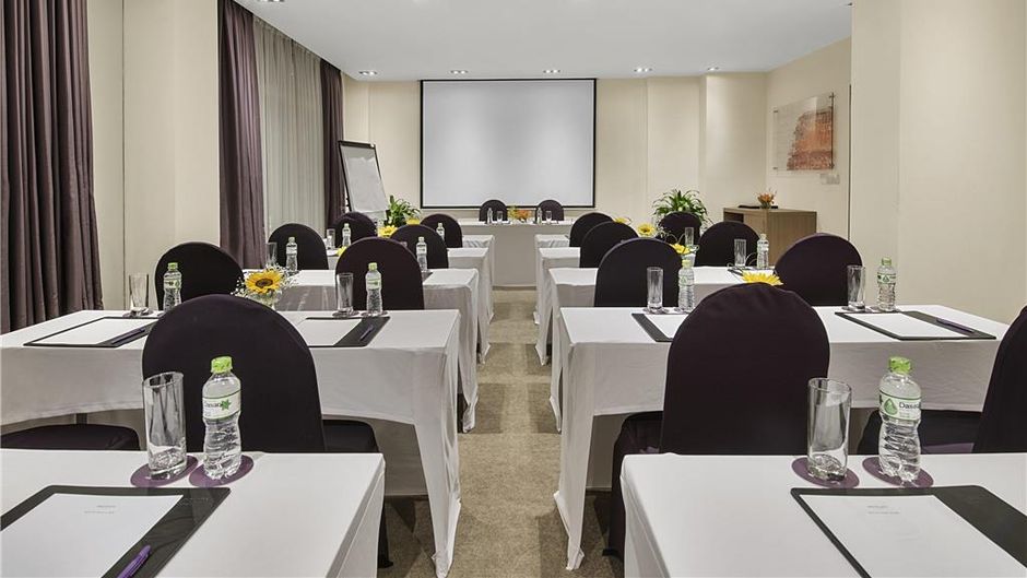 Mercure Hanoi La Gare Other