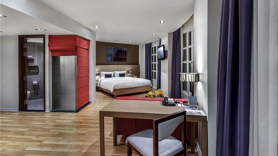 Mercure Hanoi La Gare Room