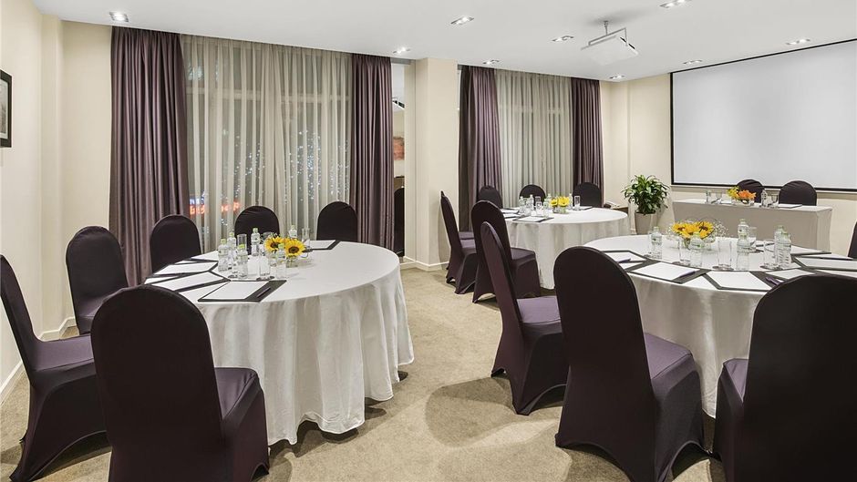 Mercure Hanoi La Gare Other