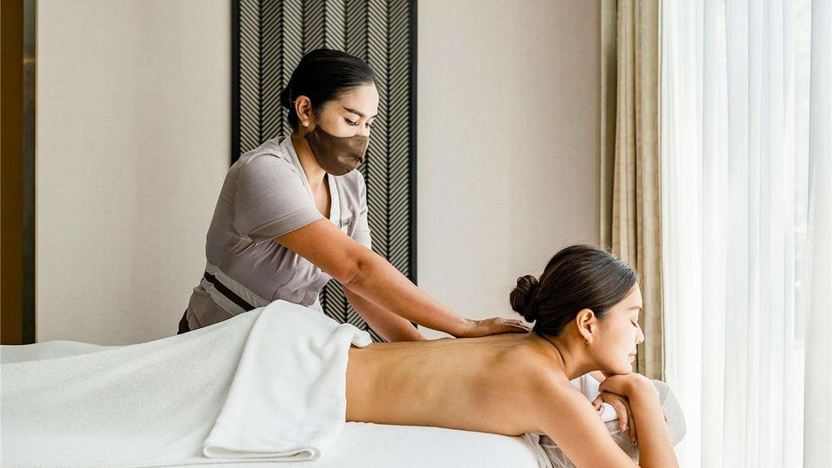 V Villas Hua Hin Spa