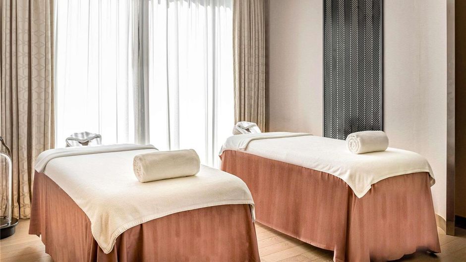 V Villas Hua Hin Spa