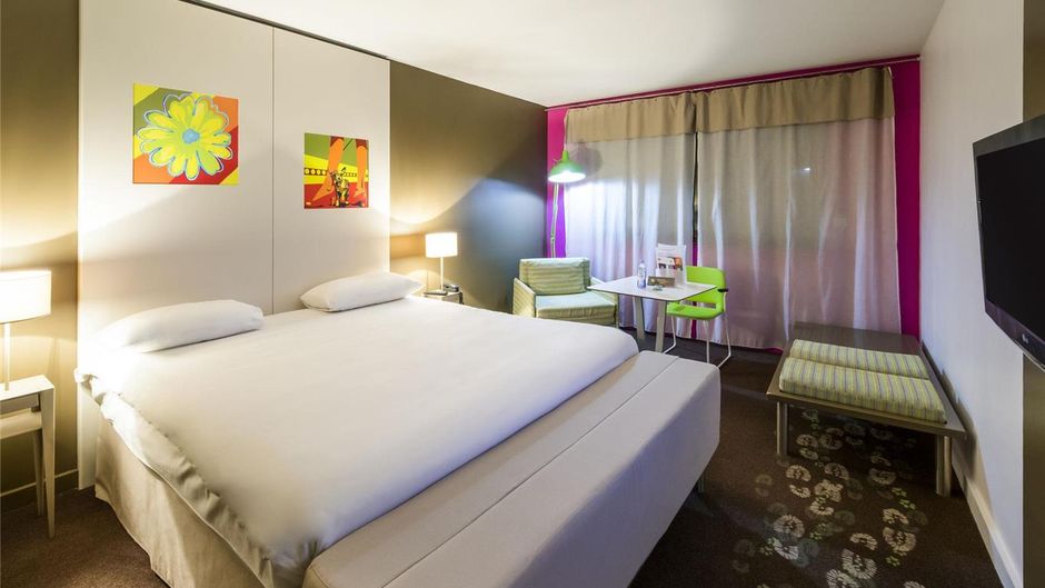 Ibis Styles Annemasse Geneve Room