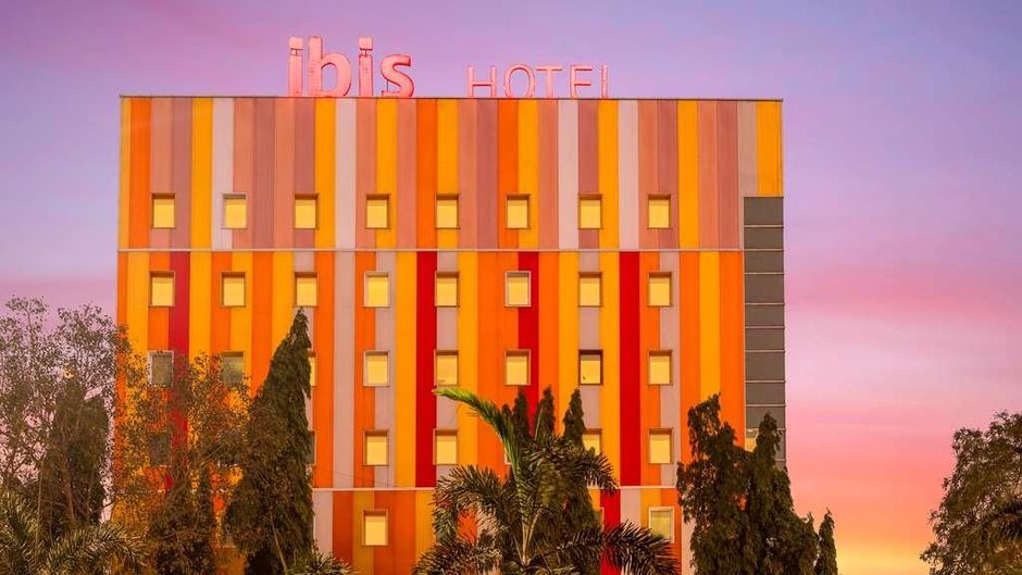 Ibis Navi Mumbai Exterior