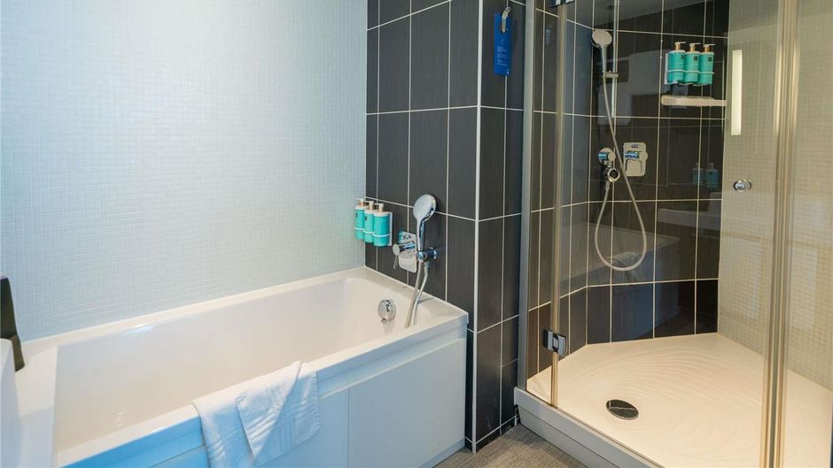 Novotel Suites Paris Issy les Molineaux Room