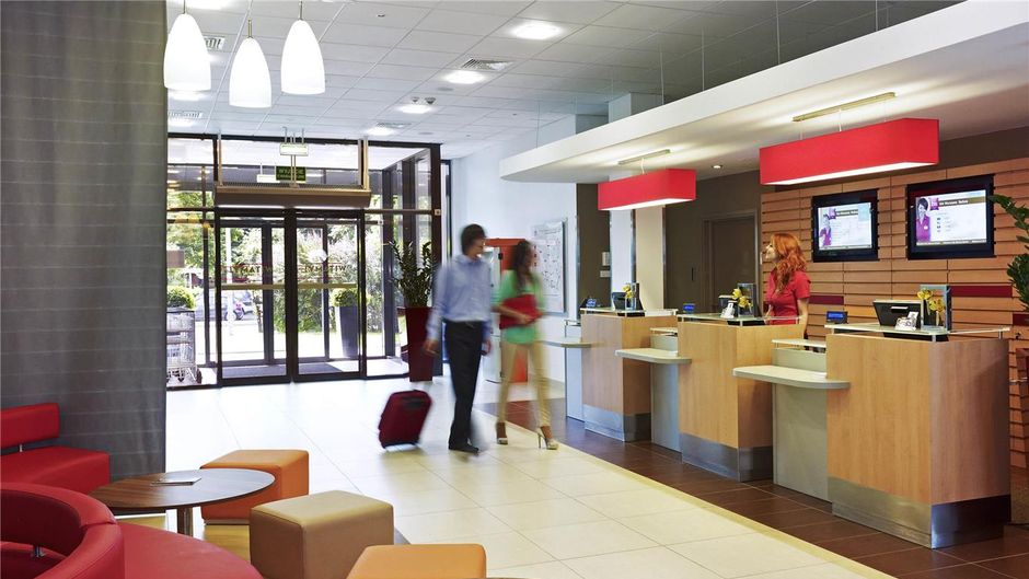 Ibis Warszawa Reduta Hotel Exterior