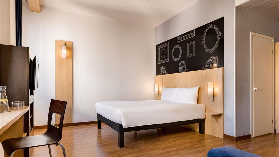 Ibis Kyiv City Center Room