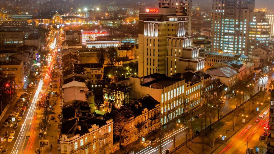 Ibis Kyiv City Center Exterior