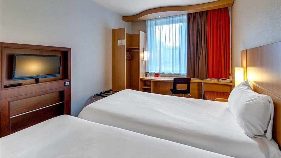 Ibis Krakow Stare Miasto Room