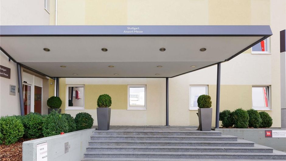 Ibis Stuttgart Airport Messe Exterior
