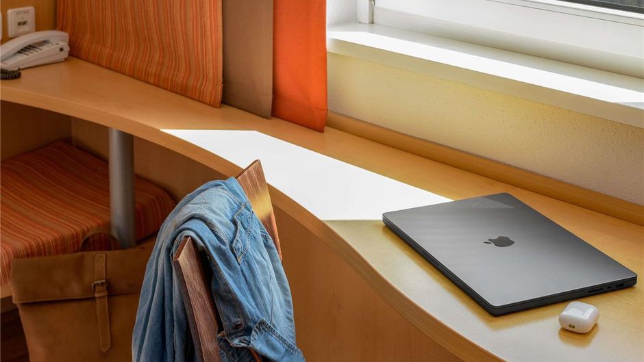 Ibis Stuttgart Airport Messe Room
