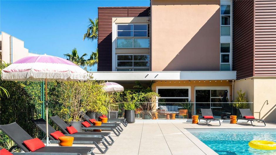 Hotel Ibis Golfe de Saint Tropez Pool