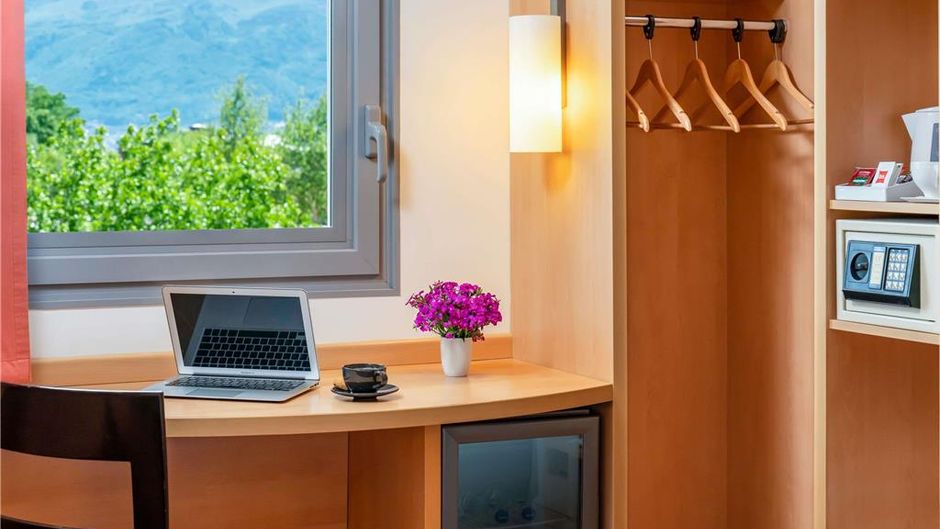 Ibis Bursa Room