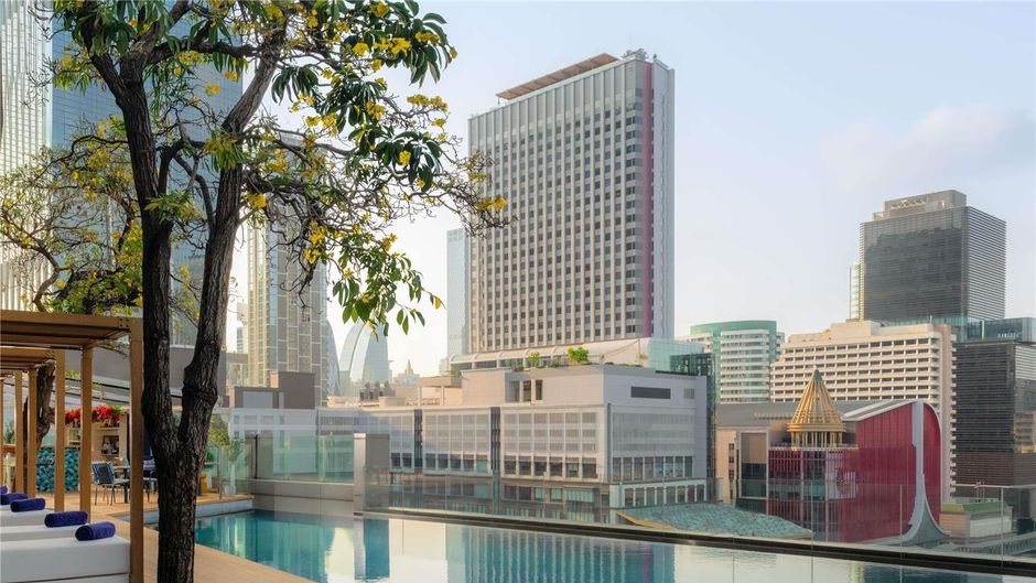 Novotel Bangkok Platinum Pool