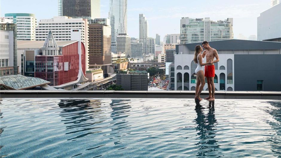 Novotel Bangkok Platinum Pool