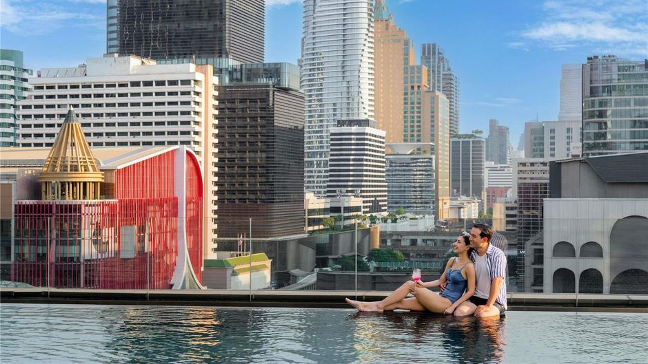 Novotel Bangkok Platinum Pool