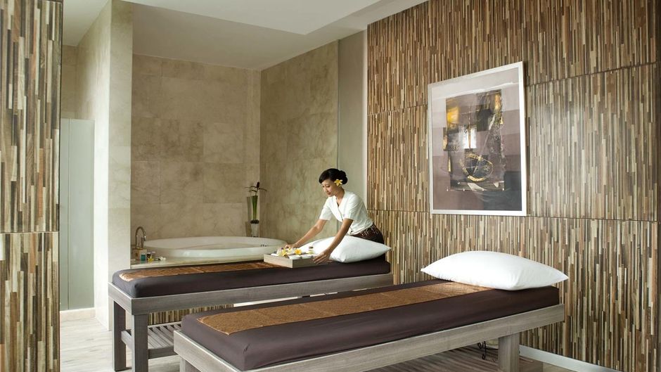 Novotel Bangka Golf & Convention Center Spa