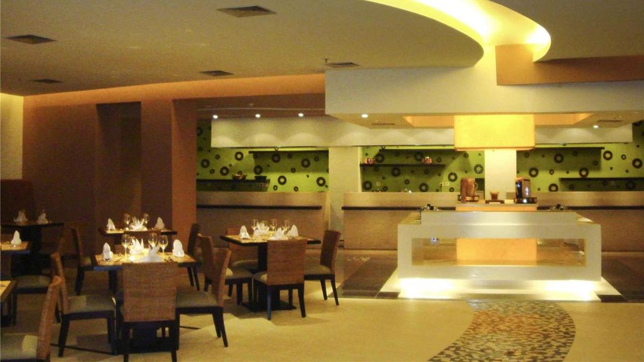 Novotel Manado Golf Resort & Conv Ctr Restaurant